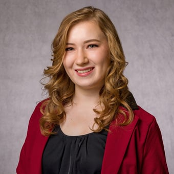 Allie Beth Mixon RN Head Shot